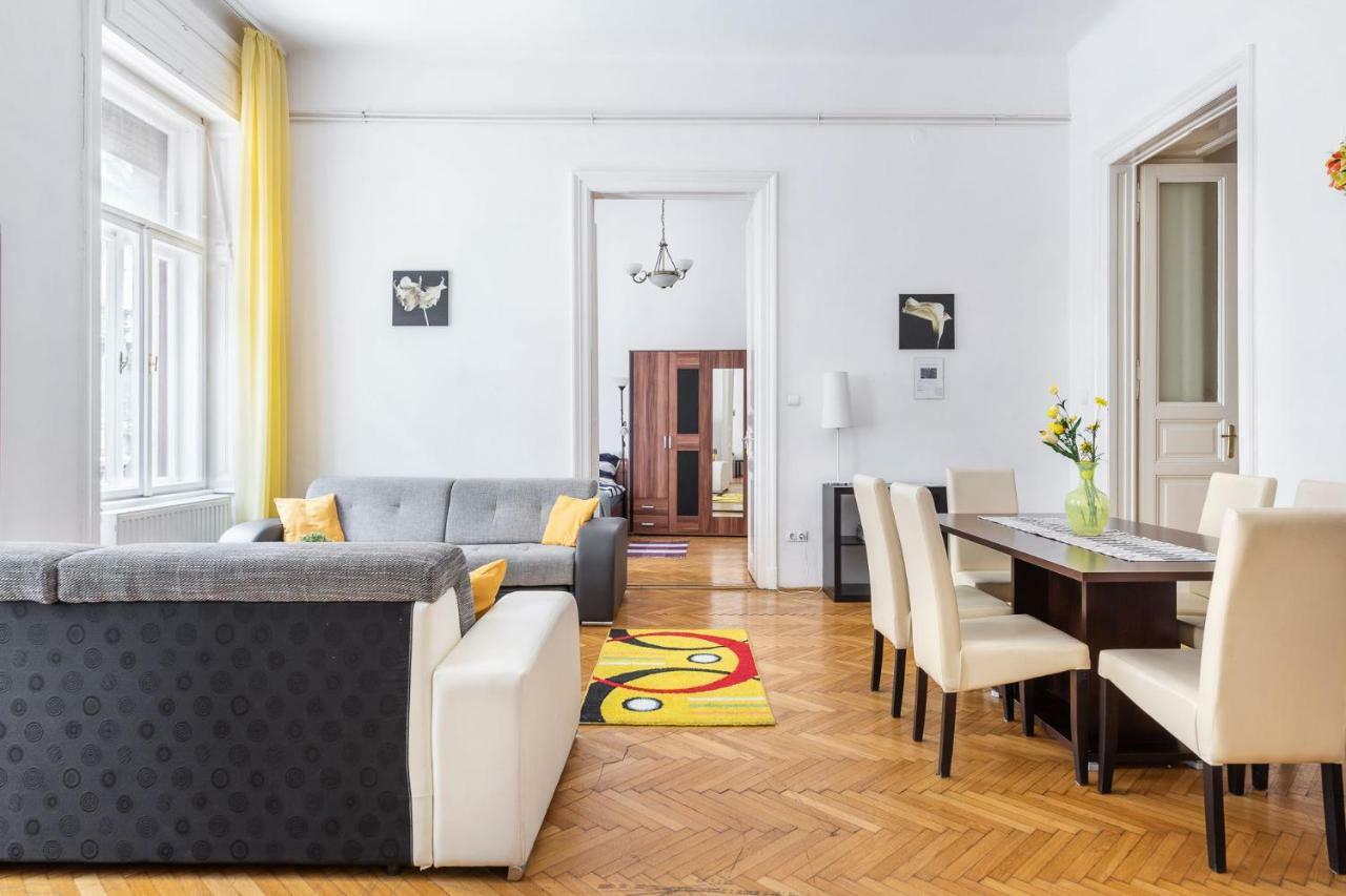 Izabella Home 2 Budapest Exteriör bild