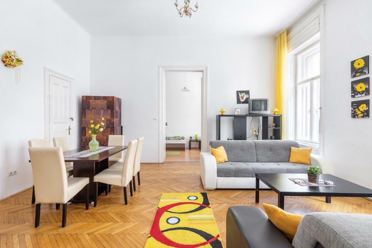 Izabella Home 2 Budapest Exteriör bild