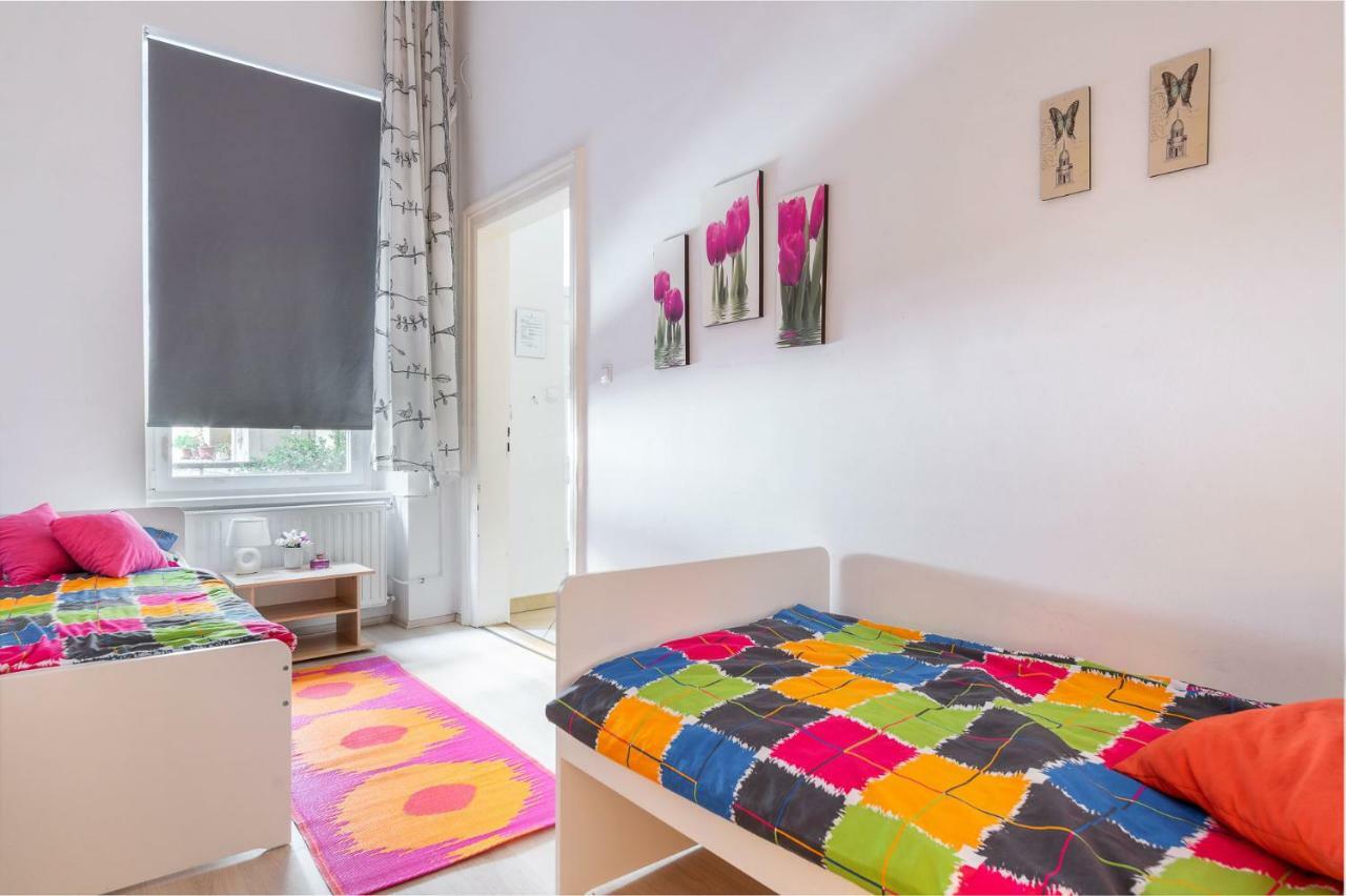 Izabella Home 2 Budapest Exteriör bild